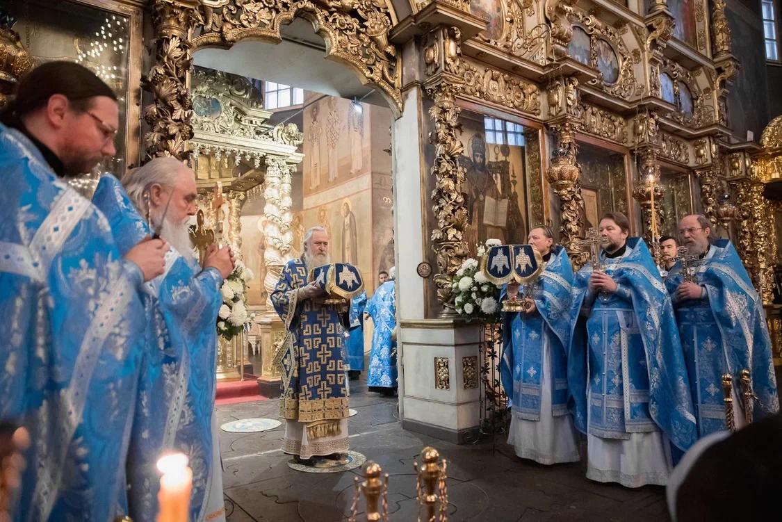 Священное сокровище славы Божия, днесь вводится в дом Господень, благодать  совводящи» | Донской ставропигиальный мужской монастырь