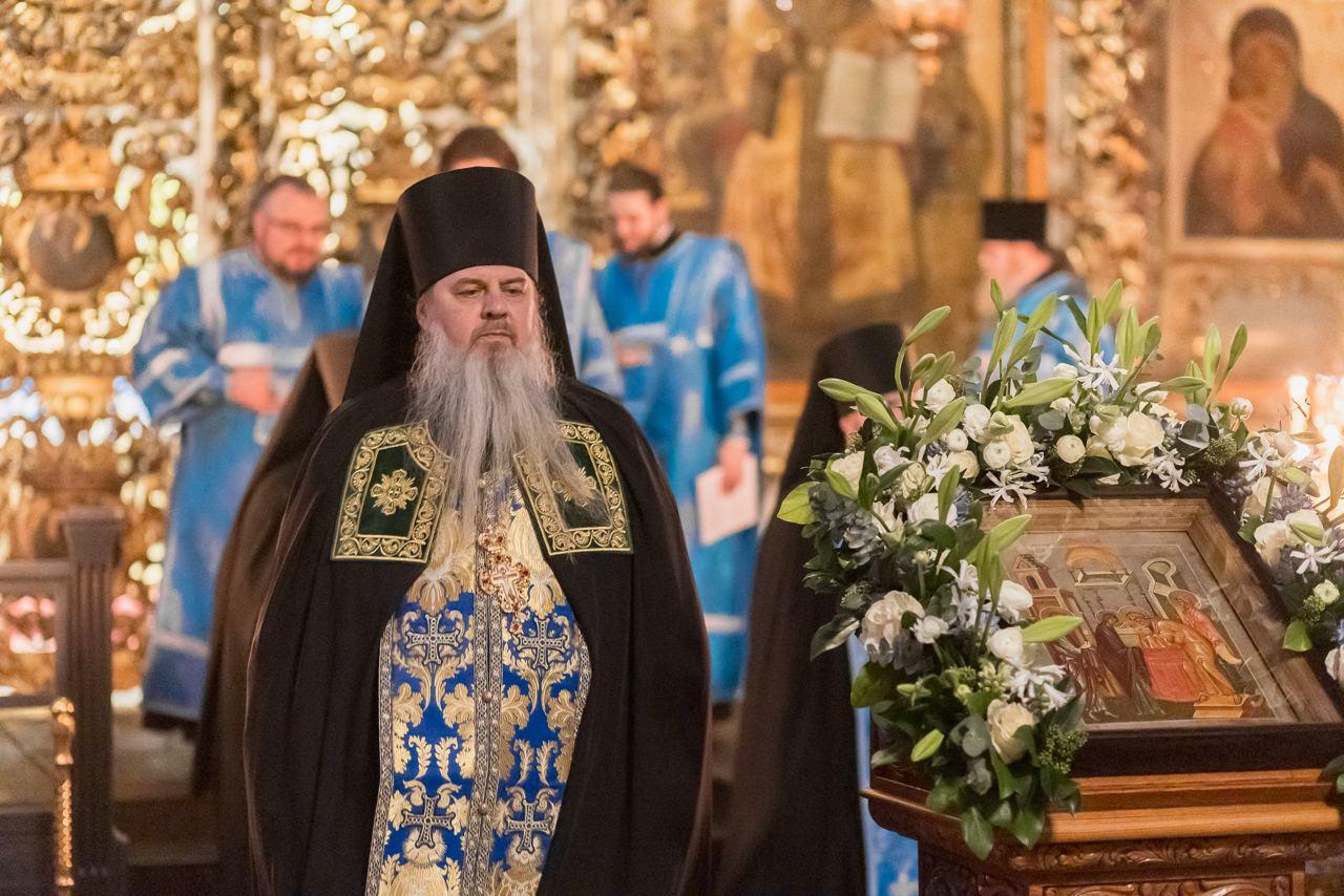В обители встретили праздник Сретения Господня
